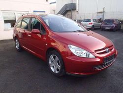 Rot Gebraucht 2004 Peugeot 307 Premium Kombi | 2.950 € (Etwas zu teuer)