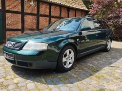 Grün Gebraucht 1998 Audi A6 Basis Kombi | 1.750 € (Fairer Preis)