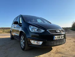 Schwarz Gebraucht 2015 Ford Galaxy Van / Kleinbus | 9.700 €
