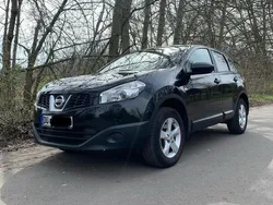 Schwarz Gebraucht 2010 Nissan Qashqai Visia SUV | 6.200 € (Fairer Preis)