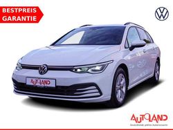 Weiß Gebraucht 2022 VW Golf VIII Life Kombi | 22.950 € (Fairer Preis)