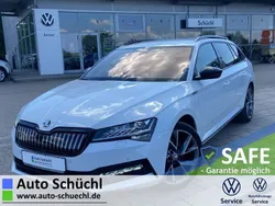 Weiß Gebraucht 2021 Skoda Superb SportLine Kombi | 27.470 € (Guter Preis)