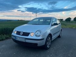 Grau Gebraucht 2005 VW Polo Kleinwagen | 800 € (Superpreis)