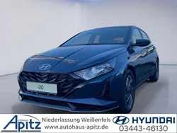 Blau Neu 2025 Hyundai i20 Trend Limousine | 24.990 € (Etwas zu teuer)