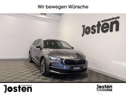 Grau (graphite grau metallic) Gebraucht 2024 Skoda Octavia Lodge Kombi | 31.990 € (Guter Preis)