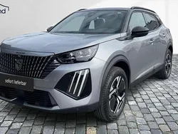Silber / artensegrau Neu 2025 Peugeot 2008 GT SUV | 28.970 € (Etwas zu teuer)