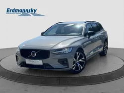 Vapour grey (grau) Gebraucht 2024 Volvo V60 Plus Kombi | 37.960 € (Fairer Preis)