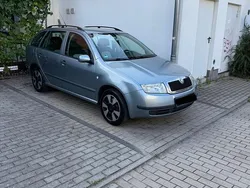 Grau Gebraucht 2004 Skoda Fabia Kombi | 2.799 € (Teuer)