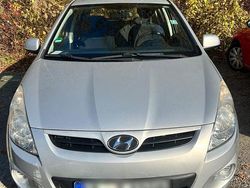 Silber Gebraucht 2012 Hyundai i20 Classic Kleinwagen | 2.700 € (Guter Preis)