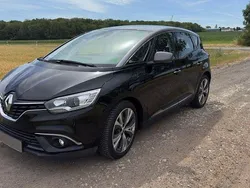 Schwarz Gebraucht 2017 Renault Scénic IV Intens Van / Kleinbus | 11.800 € (Fairer Preis)