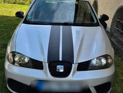 Silber Gebraucht 2005 Seat Ibiza Kleinwagen | 2.490 €
