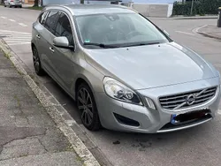 Silber Gebraucht 2011 Volvo V60 Ocean Race Kombi | 5.300 € (Fairer Preis)