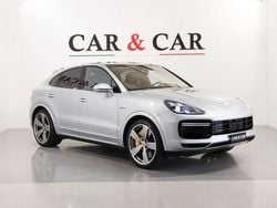 Grau Gebraucht 2021 Porsche Cayenne Coupe Turbo S E-Hybrid Coupé | 132.000 €