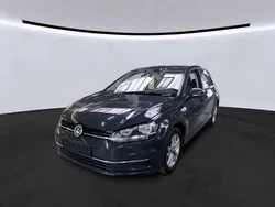 Grau Gebraucht 2019 VW Golf VII Comfortline Limousine | 10.999 € (Fairer Preis)
