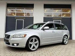 Silber Gebraucht 2011 Volvo V50 Business Edition Kombi | 3.790 € (Fairer Preis)
