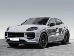 Grau Gebraucht 2024 Porsche Cayenne S SUV | 121.900 € (Superpreis)