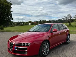 Rot Gebraucht 2010 Alfa Romeo 159 Ti Kombi | 6.900 € (Etwas zu teuer)