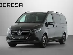 Graphitgrau Gebraucht 2024 Mercedes V220 Style Van / Kleinbus | 64.180 €