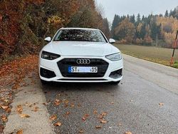 Weiß Gebraucht 2022 Audi A4 Advanced Kombi | 25.650 € (Guter Preis)