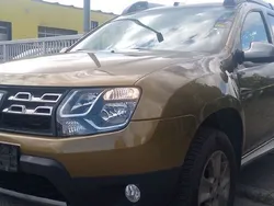 Gold Gebraucht 2016 Dacia Duster Prestige SUV | 6.599 € (Fairer Preis)