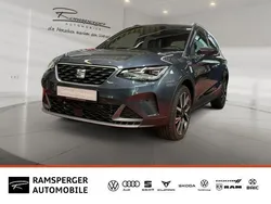 Grau (magnetic grau) Gebraucht 2023 Seat Arona FR SUV | 23.930 € (Fairer Preis)