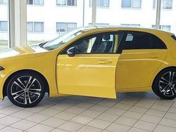 Gelb Gebraucht 2019 Mercedes A180 Kombi | 21.000 € (Guter Preis)