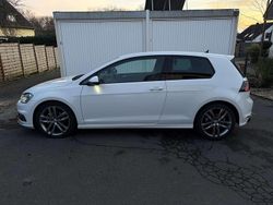 Weiß Gebraucht 2016 VW Golf VII Allstar Kleinwagen | 12.500 € (Fairer Preis)