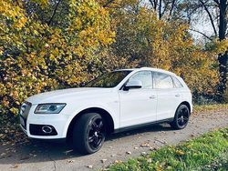 Weiß Gebraucht 2015 Audi Q5 Ambiente SUV | 18.900 € (Fairer Preis)