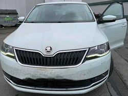 Weiß Gebraucht 2019 Skoda Rapid Kombi | 9.499 € (Superpreis)