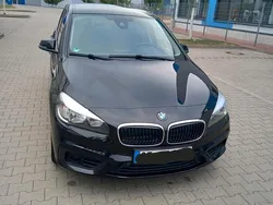 Schwarz Gebraucht 2016 BMW 218 Kombi | 11.500 € (Fairer Preis)