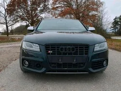 Schwarz Gebraucht 2010 Audi S5 Limousine | 9.990 €