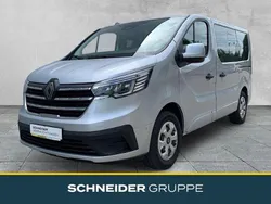 Grau Gebraucht 2024 Renault Trafic Evolution Van | 37.890 € (Teuer)