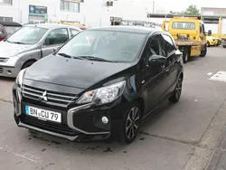 Schwarz Gebraucht 2022 Mitsubishi Space Star Select+ Limousine | 12.000 € (Fairer Preis)