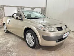 Gold Gebraucht 2004 Renault Mégane Cabriolet Cabrio | 3.171 € (Fairer Preis)