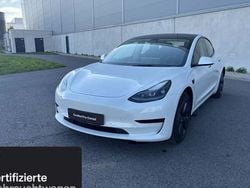 Weiß Gebraucht 2021 Tesla Model 3 RWD Limousine | 26.100 € (Fairer Preis)