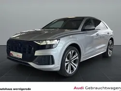 Silbern Gebraucht 2022 Audi Q8 Ambiente SUV | 61.837 € (Guter Preis)