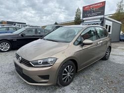 Gold Gebraucht 2014 VW Golf VII Trendline Limousine | 5.990 € (Superpreis)