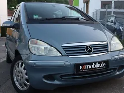 Blau Gebraucht 2003 Mercedes A160 Elegance Van / Kleinbus | 500 € (Superpreis)