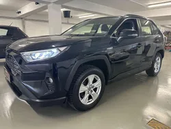 Attitude black Gebraucht 2019 Toyota RAV4 Hybrid Business Edition SUV | 24.500 € (Fairer Preis)