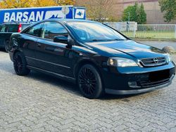 Schwarz Gebraucht 2005 Opel Astra Coupé | 3.950 € (Etwas zu teuer)