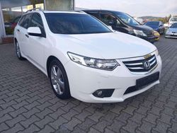 White orchid Gebraucht 2014 Honda Accord Executive Kombi | 14.990 € (Teuer)