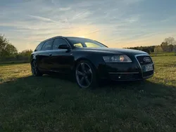 Schwarz Gebraucht 2005 Audi A6 Kombi | 9.000 €
