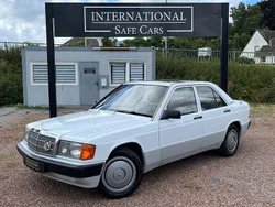 Weiß Gebraucht 1990 Mercedes 190 Limousine | 6.900 €