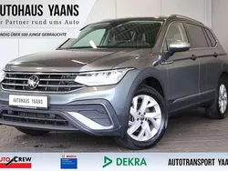 Platinum grey metallic Gebraucht 2024 VW Tiguan Allspace Life SUV | 30.389 € (Superpreis)