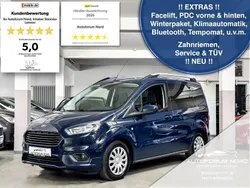 Blau Gebraucht 2018 Ford Tourneo Courier Van / Kleinbus | 9.799 € (Etwas zu teuer)