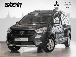 Grau Gebraucht 2021 Dacia Dokker Stepway Van | 17.440 € (Fairer Preis)
