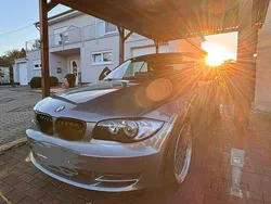 Grau Gebraucht 2010 BMW 118 Cabriolet Performance Cabrio | 14.000 €