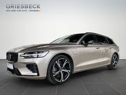 Bright dusk / metallic Gebraucht 2022 Volvo V60 Kombi | 37.880 € (Fairer Preis)