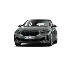 Grau Gebraucht 2024 BMW M135 Comfort Edition Kleinwagen | 40.407 € (Fairer Preis)
