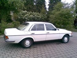 Weiß Gebraucht 1983 Mercedes 280 Limousine | 18.000 €